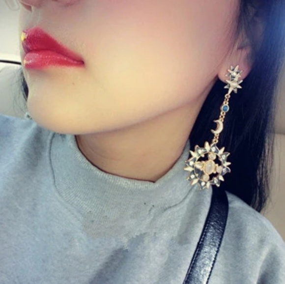 New arrivals!!! Sun and moon statement earrings - Picture 5 of 7